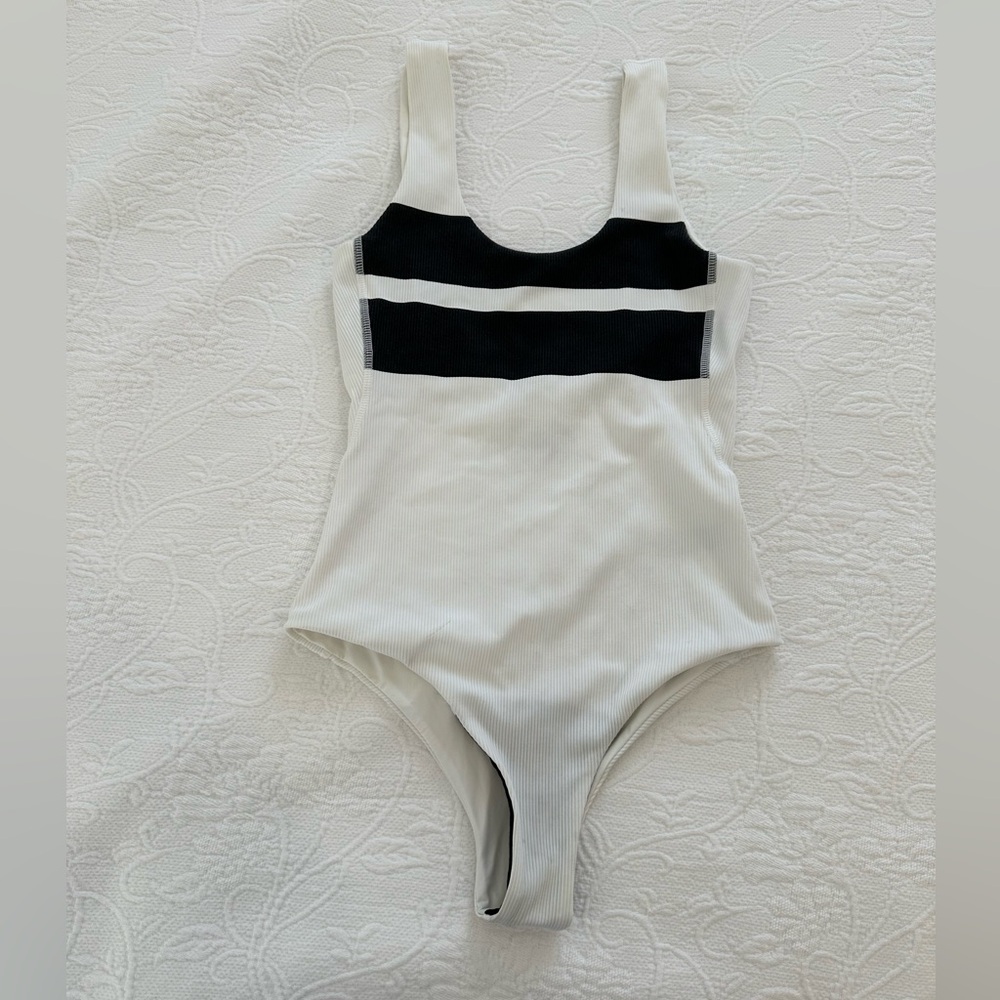 Hurley One Piece Bikini size small